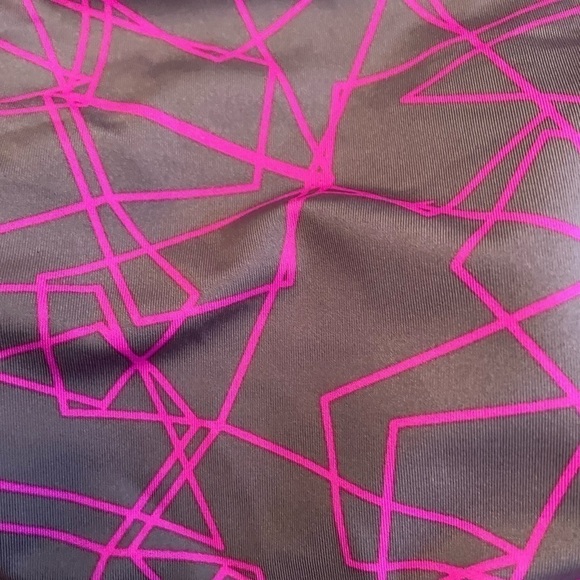 𝅺nike Adjustable High-Neck Top (Fuchsia Blast) Women's Swimwear, Multi - Picture 8 of 13